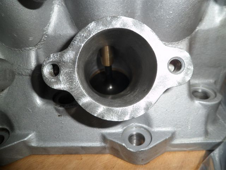 AJP V8 intake port